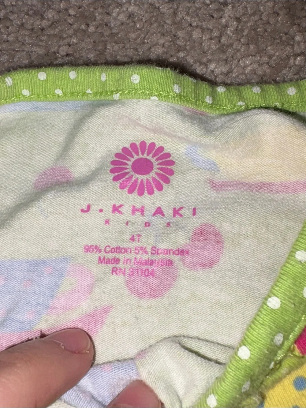 J. Khaki Lime Green Cupcake & Teacup Print Short Sleeve Top Size: 4